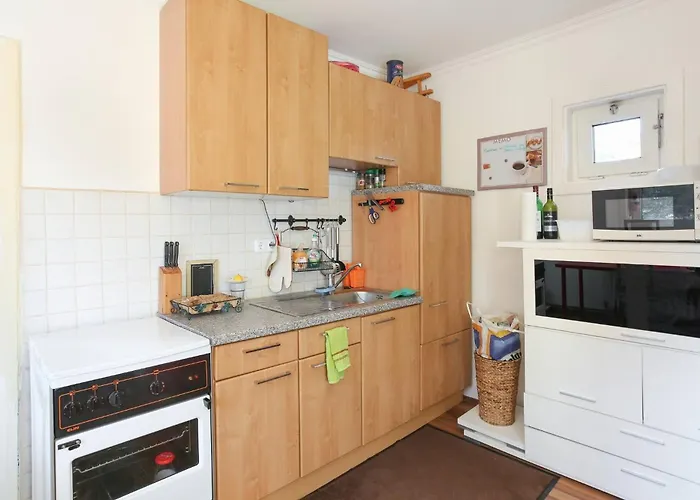 Charming Retreat With Garden Metro Access Guest house Vienna